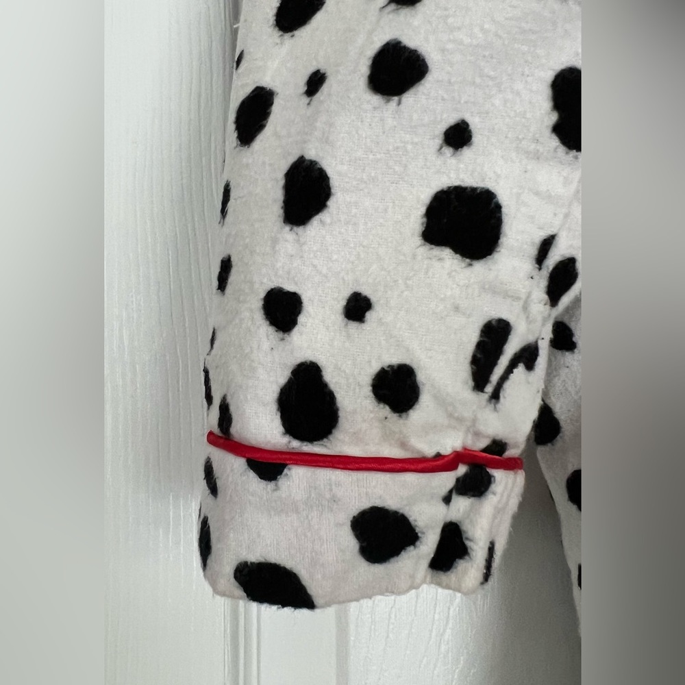 Disney Dalmatian Pajamas (2 piece) - Size Small - Picture 10 of 14